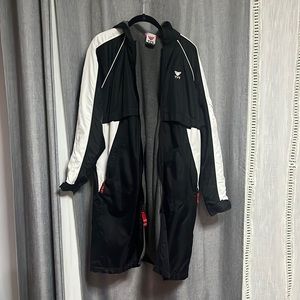 TYR swim hooded jacket/coverup